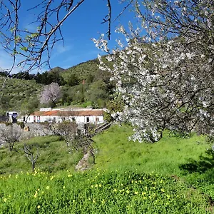  Hostel Mountain La Isa By Rose